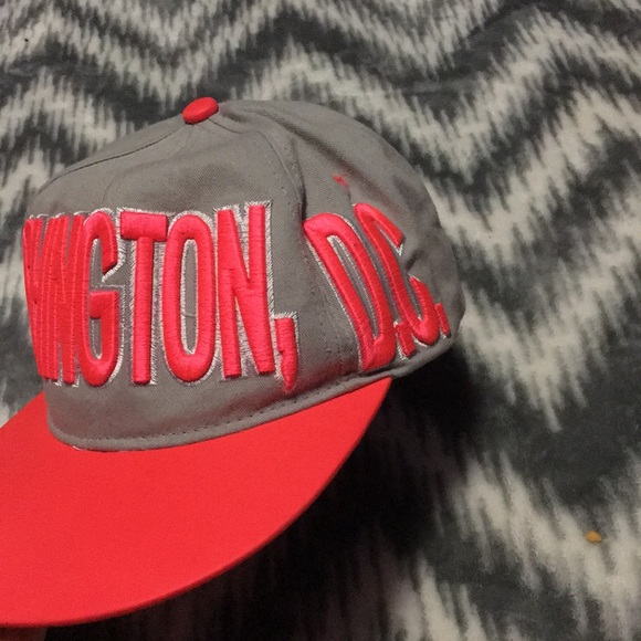 Hat - Picture 3 of 7